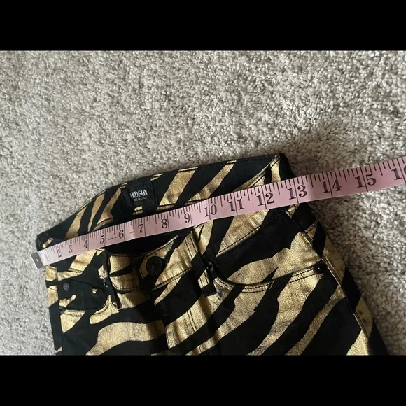 Hudson Nico Black & Gold Zebra Print Jeans Size 24 - Picture 8 of 12